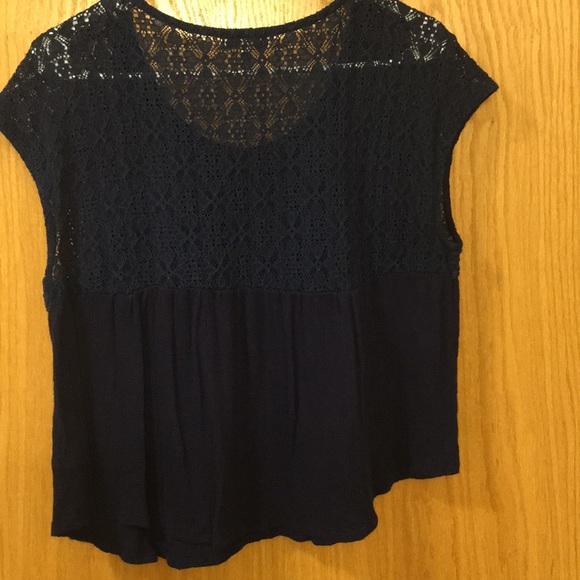 Blouse - Picture 2 of 3